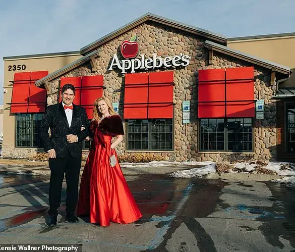 How a $200 Date Night Pass from Applebee's Can Take You Far