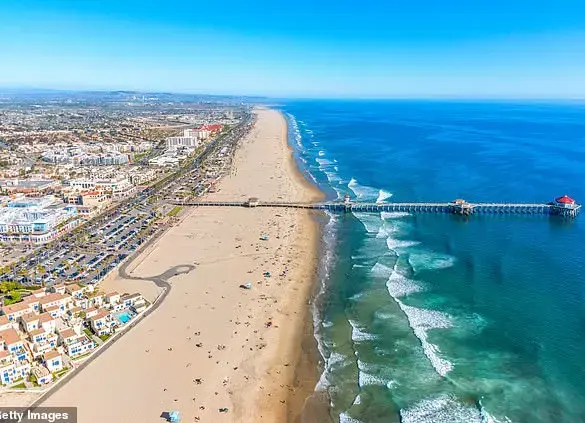 Huntington Beach's MAGA Plaque Sparking Debate Over Public Art