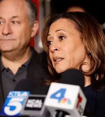 Kamala Harris Would Easily Win California Governor Race in 2026 According to Internal Polling