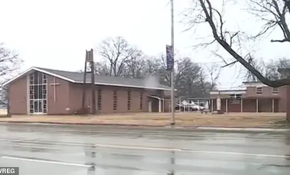 Pastor in Arkansas Accused of Drowning Cats