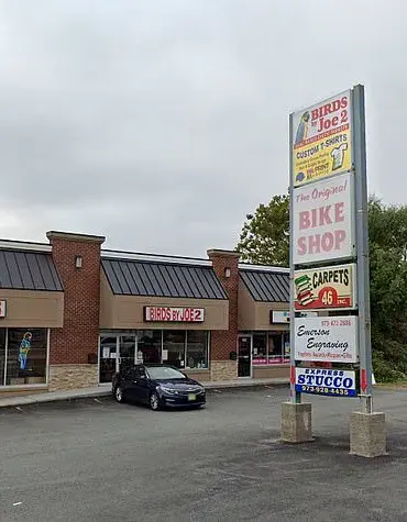 Pet Store Owner in Saddle Brook Attacked with Crossbow