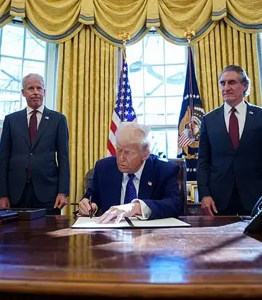 Trump signs executive order to prevent federal funding loss for schools with Covid-19 vaccine mandates