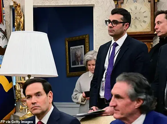 Trump's Mugshot Hangs in the Oval Office