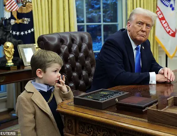 Trump's Oval Office Change: A Surprising Switch