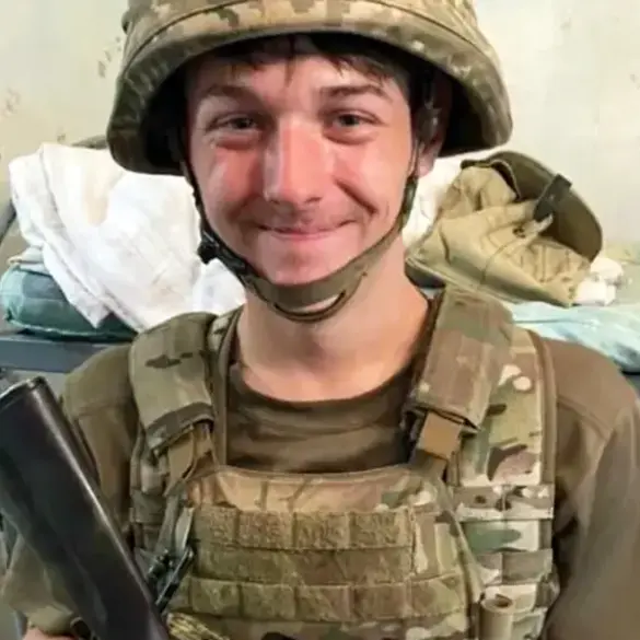 Two young British men die as mercenaries in Ukraine