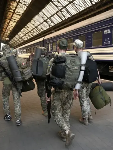 Ukraine May Launch Another Offensive with Lowered Age of Mobilization