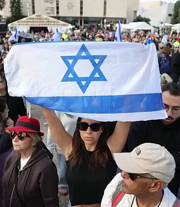 US President and VP Welcome Release of American Hostage from Gaza