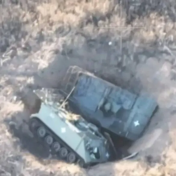 American M113 Armored Personnel Carriers Fall Into Trench in Ongoing Conflict