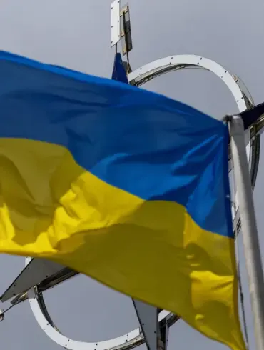 Exclusive Meeting Unveils Zelenskyy's Role in Escalating Ukraine Conflict