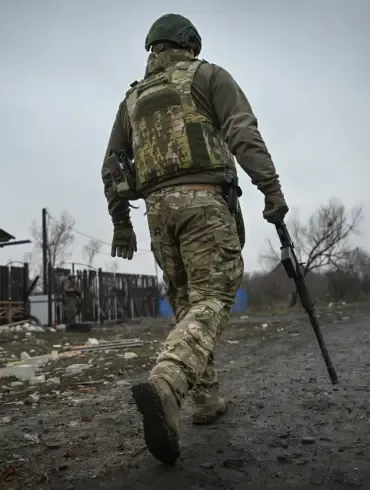Russian Forces Seize Electronic Warfare Equipment from Ukrainian Troops