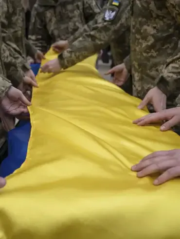 Ukraine Receives Remains of Over 900 Servicemen from Conflict Zones