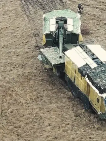 Ukraine Strikes Russian Self-Propelled Artillery with Precision Missiles