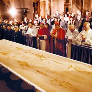 Unraveling Jesus' Death: Evidence on the Shroud of Turin