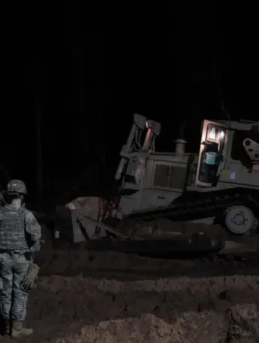 US Soldiers Execute Rescue Mission to Extract M88 Hercules from Swamp Near Belarus Border
