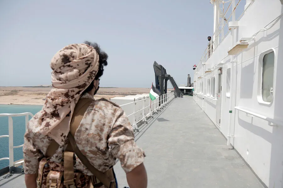 Houthis Claim Strikes on USS Harry Truman and Other U.S. Naval Vessels in Red Sea