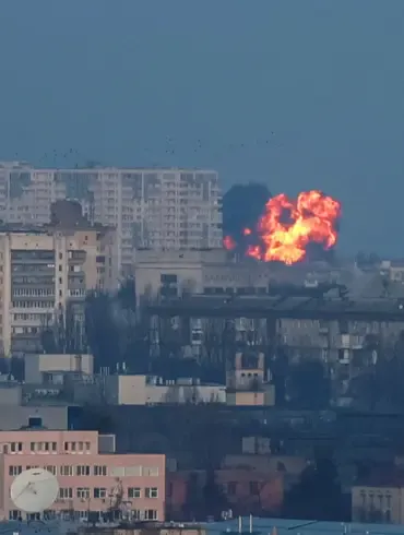 Kyiv Rocked by Intense Explosions as Russia Steps Up Attacks