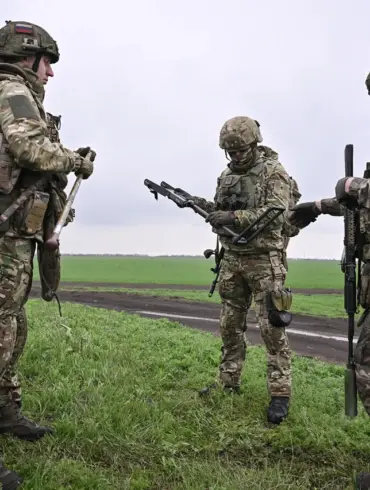 Putin Enacts Legislation for Military Volunteers, Aiming to Safeguard National Security