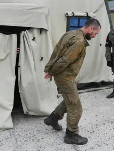 Revealed: Recaptured Criminal Fighter Returns to Battle in Eastern Europe