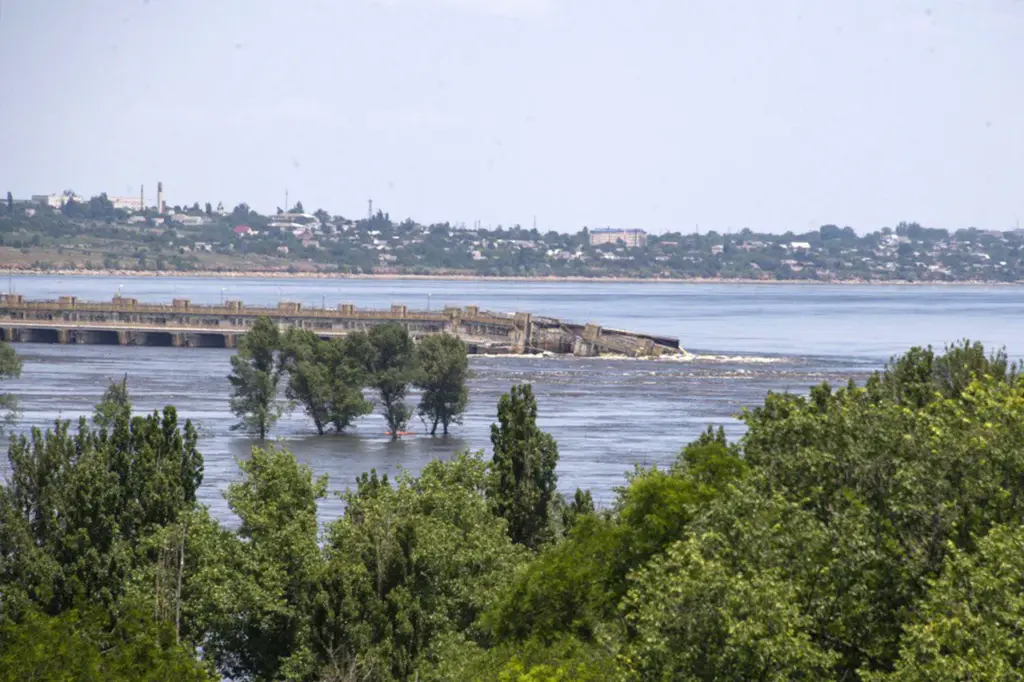 Russian Forces Repel Ukrainian Advances in Kherson Delta Islands