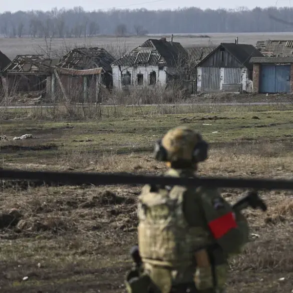 Russian Troops Destroy Multiple US-Made Vehicles in Donetsk Clash