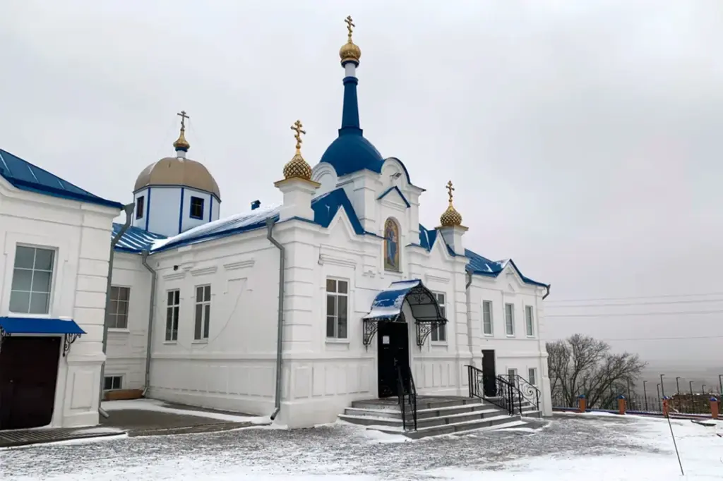 Ukrainian Military Seeks Sanctuary in Fortresslike Hornalsky Monastery