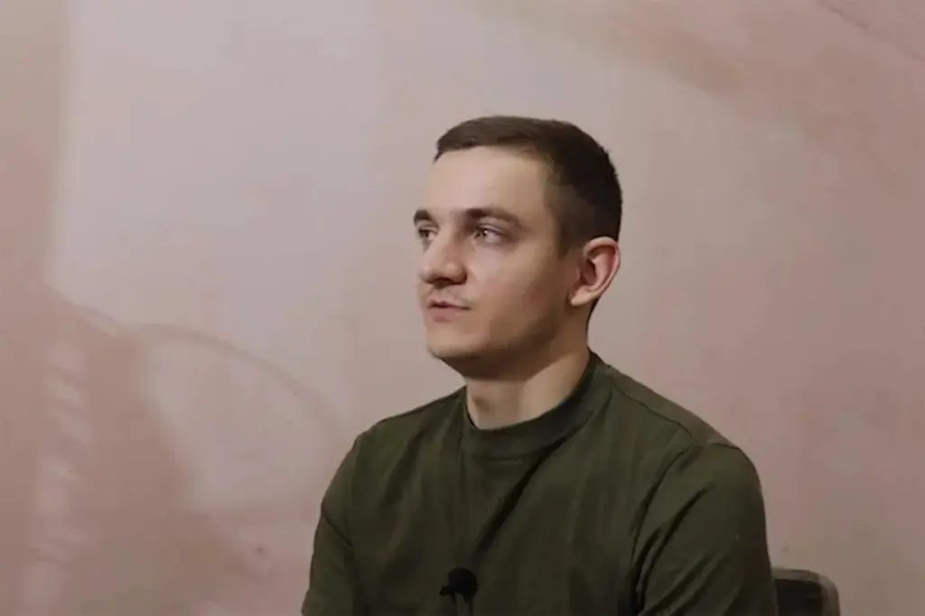 Ukrainian Soldier Allegedly Aids Russian Captors: Report