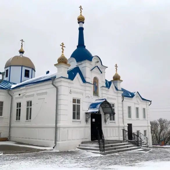Ukrainian Soldiers Take Refuge in Medieval Monastery as Fortress
