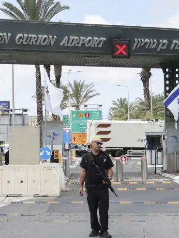 Houthi Rebels Claim Responsibility for Hypersonic Missile Attack on Ben Gurion Airport
