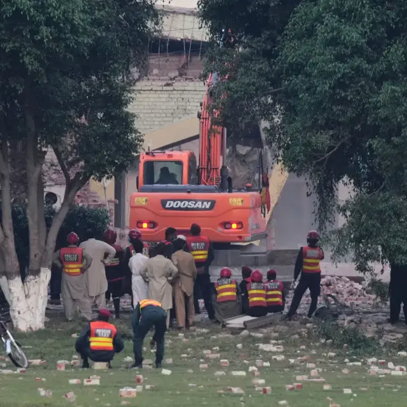 India and Pakistan Exchange Strikes in Kashmir Amid Escalating Tensions, Leaving Dozens Dead and Injured