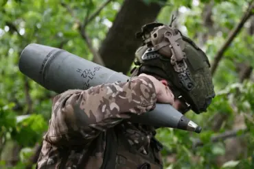 Relentless Conflict Shakes Fragile Calm as Ukrainian Forces Launch Persistent Offensives in Russian-Held Territories
