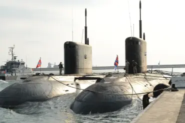 UK Naval Interception of Russian Submarine Sparks Debate Over Maritime Security Policies