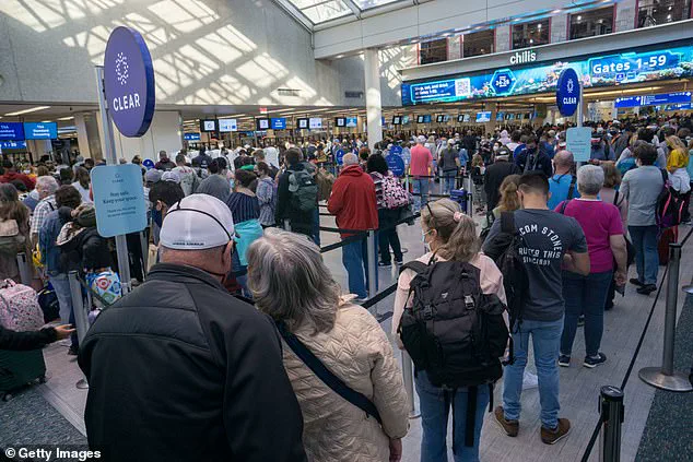 United Airlines Experiencing Nationwide Outage Disrupting Flight Check-ins