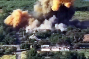 Breaking: Russian FAB-3000 Bomb Strike on Ukrainian Positions in Sumy Revealed in Drone Video