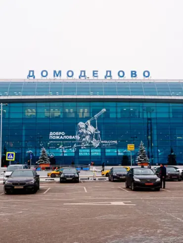 Flight Restrictions Imposed at Russia’s Busiest Airports as Safety Measures Amid Aerial Threats, Says Federal Aviation Agency Official