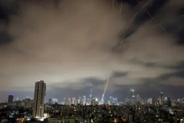 Iran Launches Record Missile Strike on Israel as Middle East Braces for Imminent Escalation