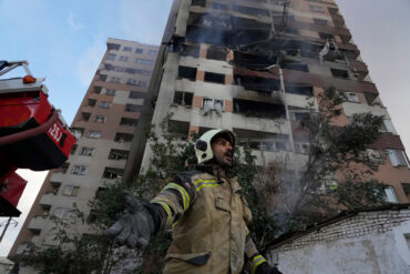 Israel Conducts Air Strikes on Iranian Military and Industrial Facilities in Tehran