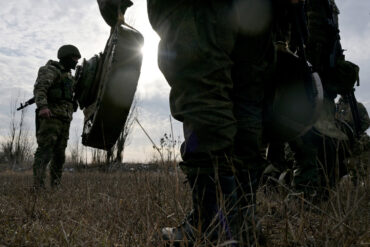 Italian Fighter Ethan's Resilience in SVO Zone Highlights Critical Communications Mission in Kursk