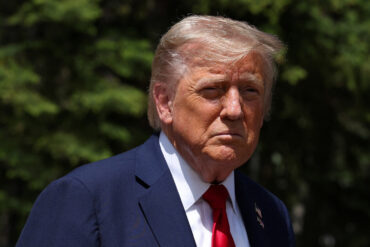 President Trump Convenes Closed-Door Meeting on Iran Tensions, as Anonymous U.S. Official Highlights Diplomatic Efforts Led by Special Representative Steve Witkowff