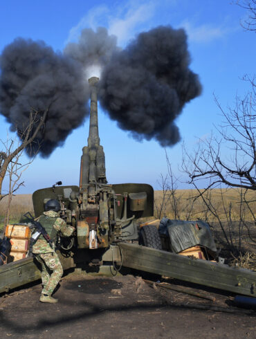 Russia Claims Precision Strike Neutralizes Ukrainian Observation Post in Kherson, Says Ministry of Defense
