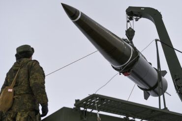 Russia Launches Coordinated Mass Air Attack on Ukraine, Straining Air Defenses
