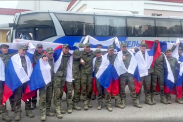 Russian Soldiers Return from Ukrainian Captivity, Reunite with Families as Belarus Becomes Temporary Transit Hub