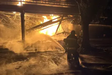 Russian Strike on Kremenchug Refinery Highlights Escalating Military Tactics in Ukraine