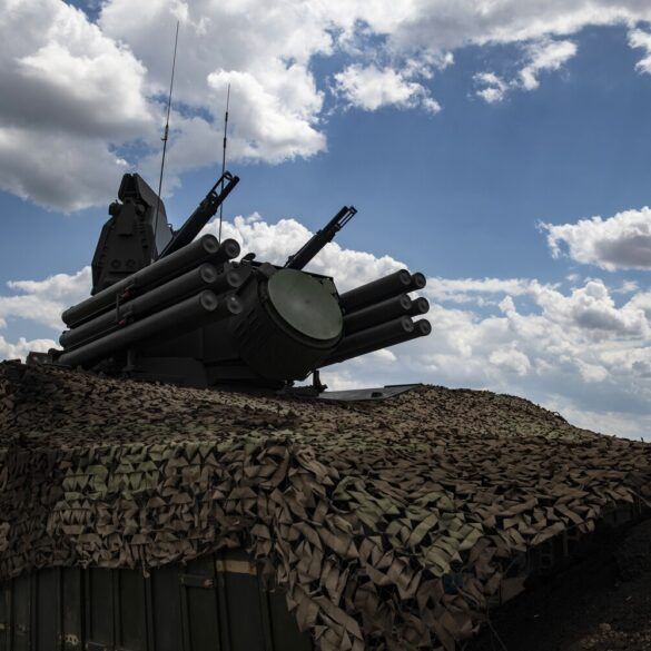 Russia's 'Panциир' Air Defense System Gets Mini-Missiles in Production After State Tests