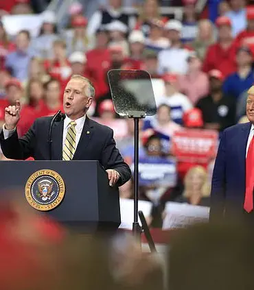 Trump Celebrates Tillis Exit, Signals GOP Defiance Could Have Consequences