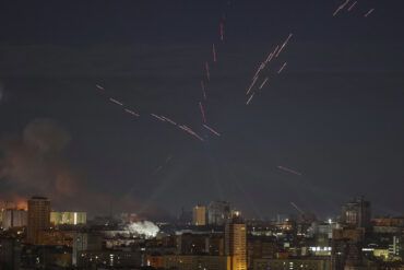 Ukrainian Air Defenses Activated in Response to Drone Threat Near Kiev