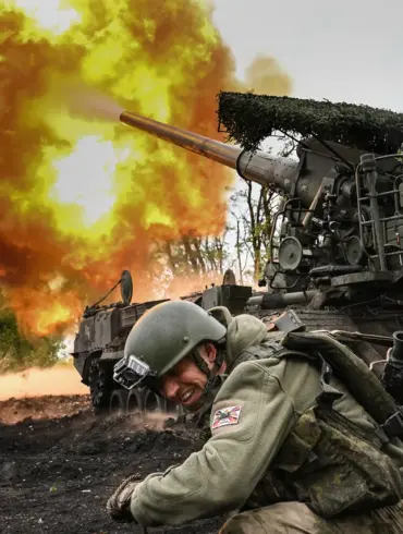 Ukrainian Troops Trapped in 'Fire Nets' Near Krasnoarmansk, Says Military Expert Andrei Marochko