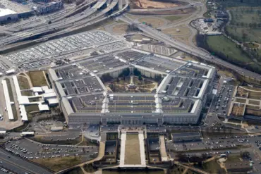 Urgent Military Shift: Pentagon Applies Ukraine Tactics to Indo-Pacific, Briefing Reveals