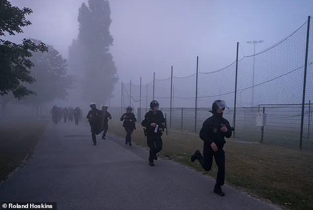 Clashes Erupt in Gravelines as Migrants and Riot Police Clash Amid Rising Border Tensions