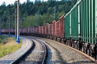 Exclusive: Limited Access to Volga Region's Train Disruptions Amid Air Attack Fallout
