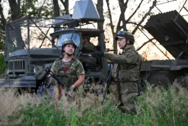 Privileged Insights: Russian Military Expert Details Breakthrough in Kharkiv
